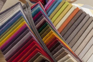 Tendencias en tapicería para 2025: colores, tejidos y estilos que marcarán tu hogar